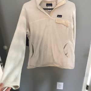 White Patagonia pullover